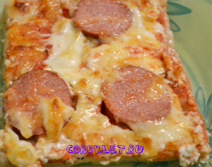Пицца с сосиской